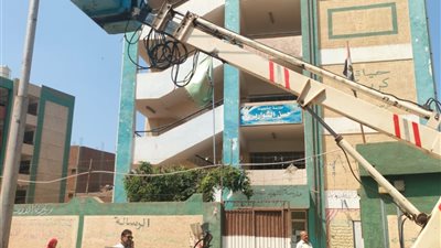 «يوم في قريتنا» بقرى المراكز بالمنوفية ورفع 190 طن مخلفات وصيانة الإنارة