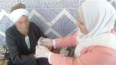 الصحة تطرق الأبواب.. 145 ألف زيارة منزلية لكبار السن في قرى الشرقية