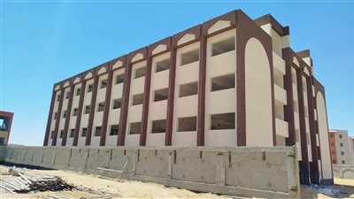 جهاز حدائق أكتوبر ينفذ قرارات غلق وتشميع ورفع إشغالات بمول صن جيت