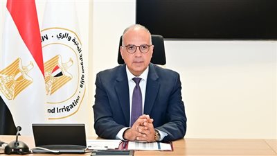 وزير الري يتابع الموقف التنفيذي لمشروع 