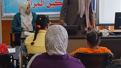 ندوة توعوية للأطفال بأسيوط حول مخاطر الإنترنت والابتزاز الإلكتروني 