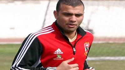 ظروف خاصة وراء غياب متعب ومسعد عن المران الأهلى