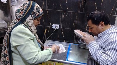 ضبط لحوم وقطع دجاج غير صالحة للاستهلاك بالفيوم 