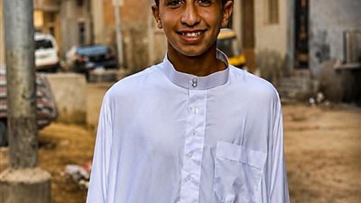 حزن يعتصر قلوب أهالي المنوفية بعد مصرع شاب سقط من أعلى تريلا بالشهداء