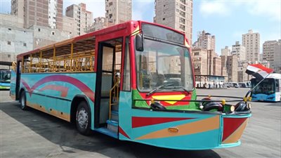 طفطف سياحي جديد على خط المعمورة والأنفوشي.. الإسكندرية تعيد توظيف أصول النقل العام