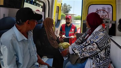  الهلال الأحمر المصري يستقبل الدفعة الـ 75 من الجرحى والمرضى الفلسطينيين