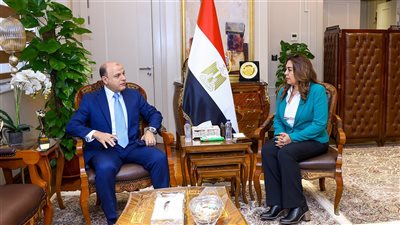 وزيرة التنمية تناقش مع محافظ الغربية إجراءات تنفيذ وإحكام منظومة المخلفات 