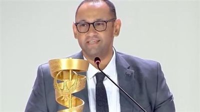 إسلام وجيد يحصد جائزة Distinguished Service وينتخب عضواً باللجنة العليا لـ IOI
