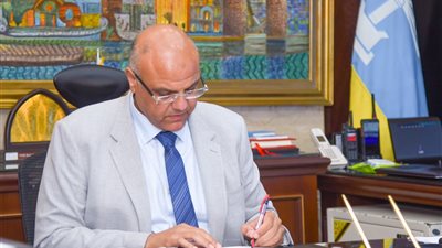 محافظ الإسكندرية يخفض الحد الأدنى للقبول بالبكالوريا المصرية إلى 208 درجات كمرحلة ثانية