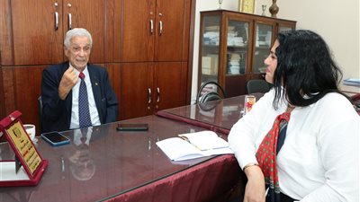 د.يوسف نوفل: حياتنا الأدبية تُدار بالشائعات والأدب انتصر لفلسطين أكثر من جامعة الدول