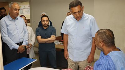 محافظ القليوبية يتفقد مستشفى الخانكة المركزي في زيارة مفاجئة