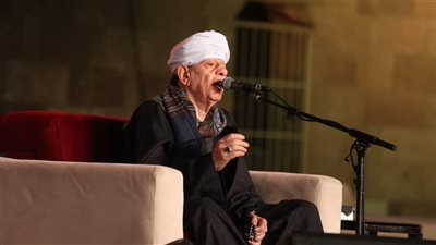ياسين التهامي مع مريديه في رحاب العشق الإلهي