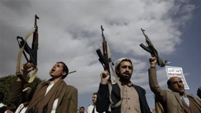 محلل سياسي يمني: الحوثيون تجاوزوا الخطوط الحمراء وهناك رغبة دولية لوقف جماحهم