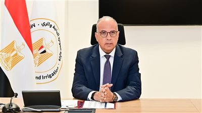 وزير الري يتابع إجراءات تطوير الشركة القابضة ويوجه بتعظيم الاستفادة من أصولها ومشاركتها بالمشروعات 