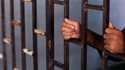 القبض على المتهم بسرقة سماعات مسجد بمطروح