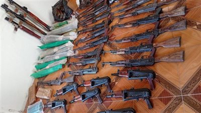 ضبط ورشة لتصنيع الأسلحة النارية والاتجار بها في الفيوم..والنيابة تتولى التحقيق