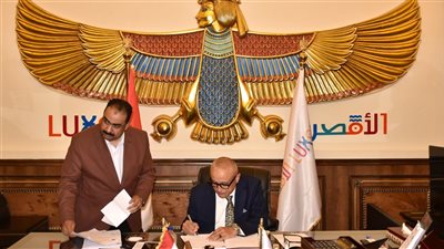محافظ الأقصر يوافق على قبول 38 طلبًا آخر فوق الكثافة بمدارس التعليم الخاص