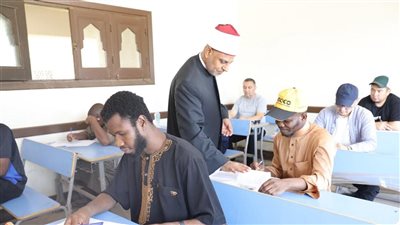 الشرقاوي يتفقد امتحانات الشهادتين الثانوية والإعدادية الأزهرية للدور الثاني