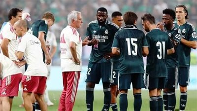 صدام القمة في إشبيلية.. ريال مدريد يطارد فوزه الرابع أمام بيتيس بالدورى