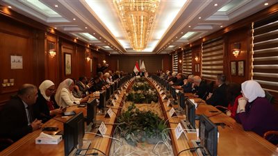 استعراض خطة أنشطة قطاع خدمة المجتمع وتنمية البيئة في الجامعات