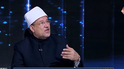 مختار جمعة: المال العام أشد حرمة من المال الخاص ويجب أن يكون له درع وسيف