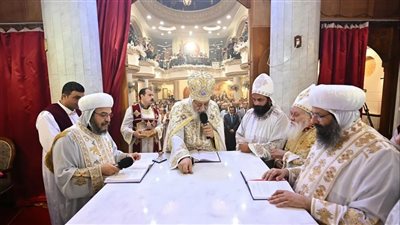 البابا تواضروس الثاني يدشن كنيسة «مارجرجس والأمير تادرس الشطبي» بالإسكندرية