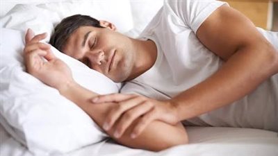 9 نصائح للعودة إلى النوم بعد الاستيقاظ ليلًا