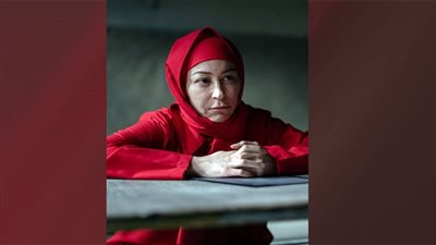 منة شلبي ببدلة الإعدام.. ماذا حدث داخل 