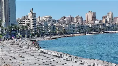 طقس الإسكندرية اليوم.. أجواء حارة ورطبة وارتفاع الإحساس بدرجات الحرارة