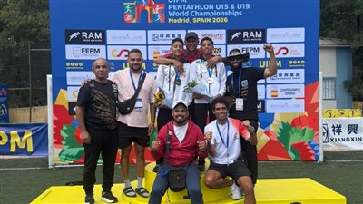 وزير الرياضة يهنئ منتخب مصر بفضيتي سباق التتابع ببطولة العالم  للخماسي الحديث