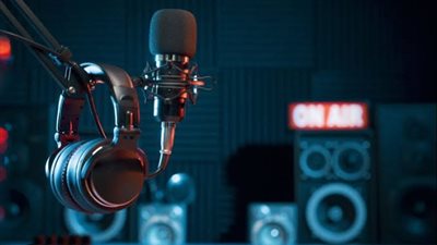«الإذاعات الموجهة» تشارك في احتفالات المولد النبوي بلغات متعددة