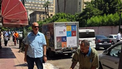  رئيس حي غرب القاهرة يتابع أعمال التطوير ورفع الكفاءة وينفذ حملة مكبرة لفرض الانضباط