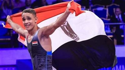 مصطفى حسين يتوج ببرونزية المصارعة الرومانية في دورة ألعاب البحر المتوسط