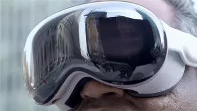 آبل تستغنى عن 200 موظف في فرق Vision Pro وSiri