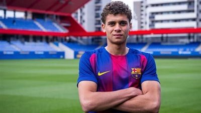  برشلونة.. يعلن عن رقم قميص لاعبه حمزة عبدالكريم نجم المنتخب المصري