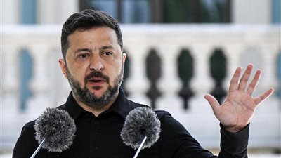 باحث سياسي: أوكرانيا خنقت بحرياً وميدانياً ومغامرة زيلينسكي أغلقت أبواب التفاوض