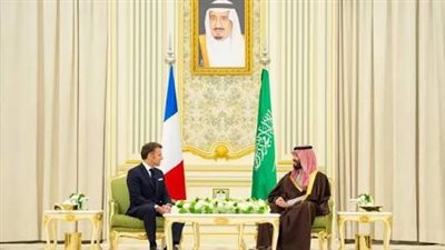 فرنسا والسعودية توقعان 15 اتفاقية لتعزيز الشراكة.. وماكرون: إنشاء 3 حدائق ترفيهية في باريس