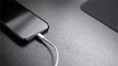 معايير الشحن السريع عبر USB-C والفرق بينها
