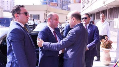 محافظ الغربية يستقبل وزير العمل لبحث ملفات التشغيل والاستثمار  