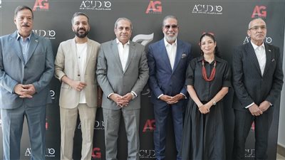 مدحت العدل يكشف تفاصيل جديدة عن عمل مسرحي يضم السيرة الذاتية لـ حليم