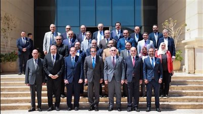 وزير الصحة يشهد تخرج الدفعة الأولى من دبلومة القدم السكري في مصر