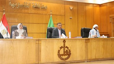 محافظ القليوبية يوجه برفع درجة الاستعداد بالمدارس