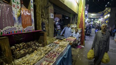 شعبة السكر: استمرار انخفاض الأسعار يهدد الصناعة.. ماذا عن أسعار حلوى المولد؟