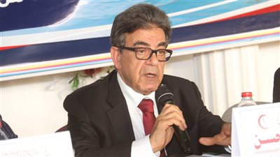 نقيب الأطباء البيطريين: تحرك حكومي لإعادة هيكلة الطب البيطري