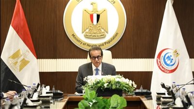 توجيهات عاجلة من وزير الصحة خلال اجتماعه بقيادات الوزارة لمتابعة سير العمل 