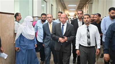 عميد قصر العيني يوجّه بسرعة استكمال تطوير وحدات الرعاية 
