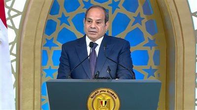 السيسي: نلتزم الصدق والشفافية في طرح كل القضايا بلا مبالغة أو مزايدة