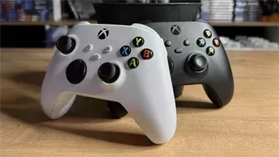 كيف تطورت وحدات تحكم Xbox خلال 25 عامًا؟