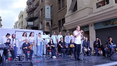 صور.. أجواء فنية مبهجة في 