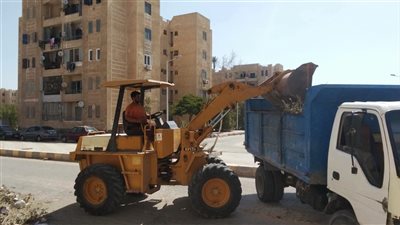 جهاز حدائق أكتوبر يواصل أعمال النظافة بمنطقة ابني بيتك 2